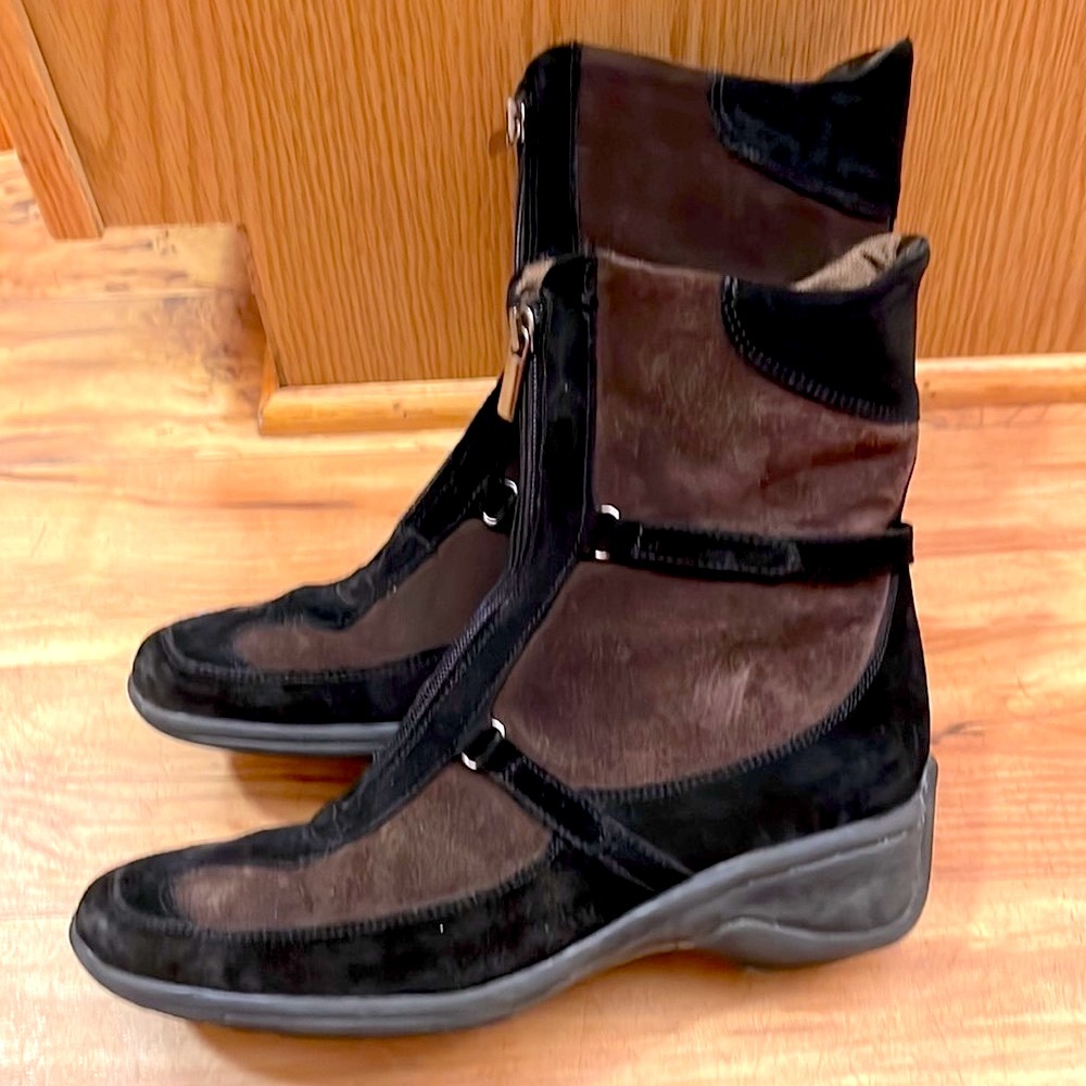 Aquatalia by Marvin K size 8-1/2 8.5 waterproof suede top zip ankle boots VGUC
